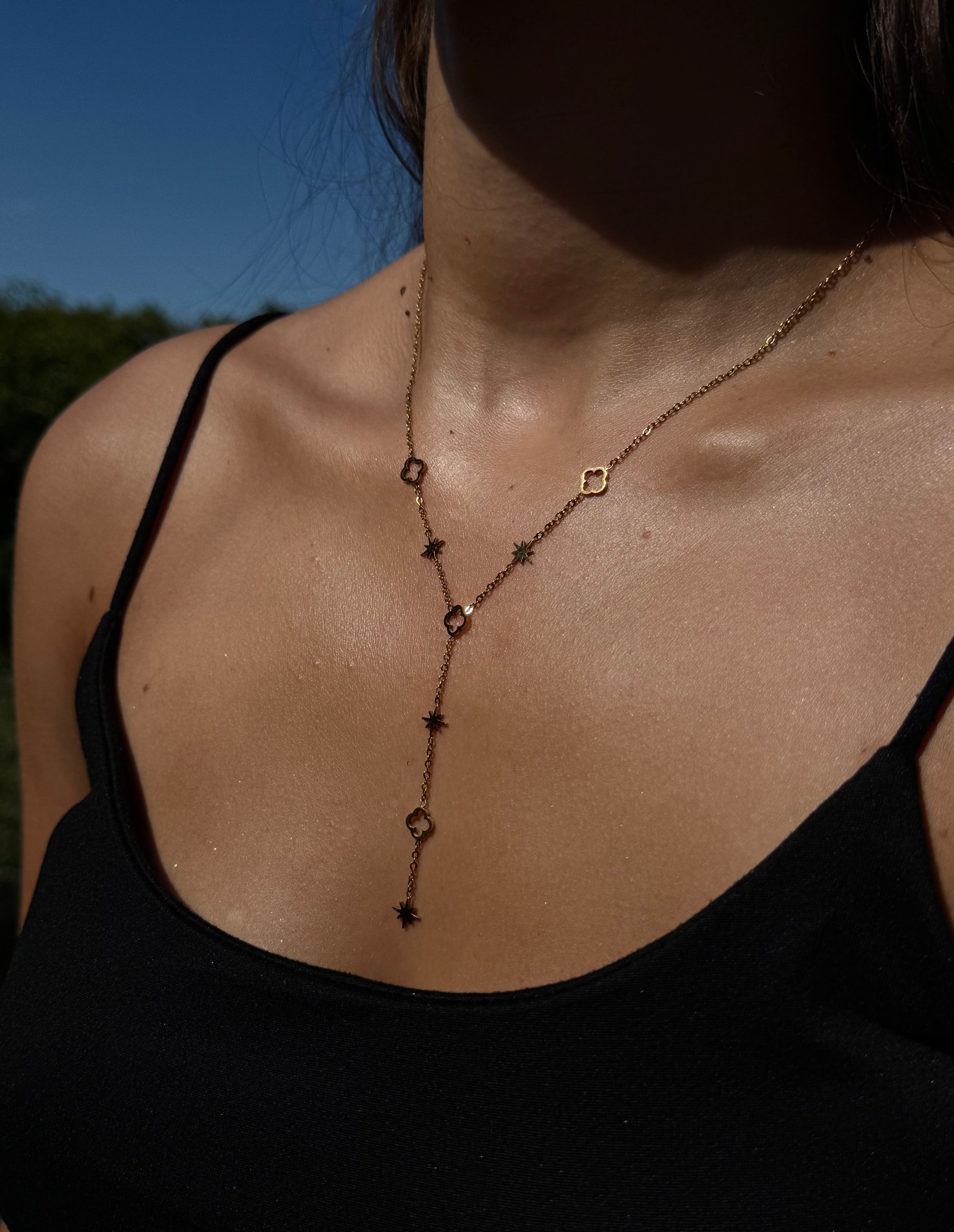 COLLIER CLOVER
